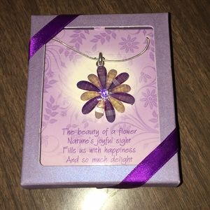 3/$30 NWT purple flower silver necklace